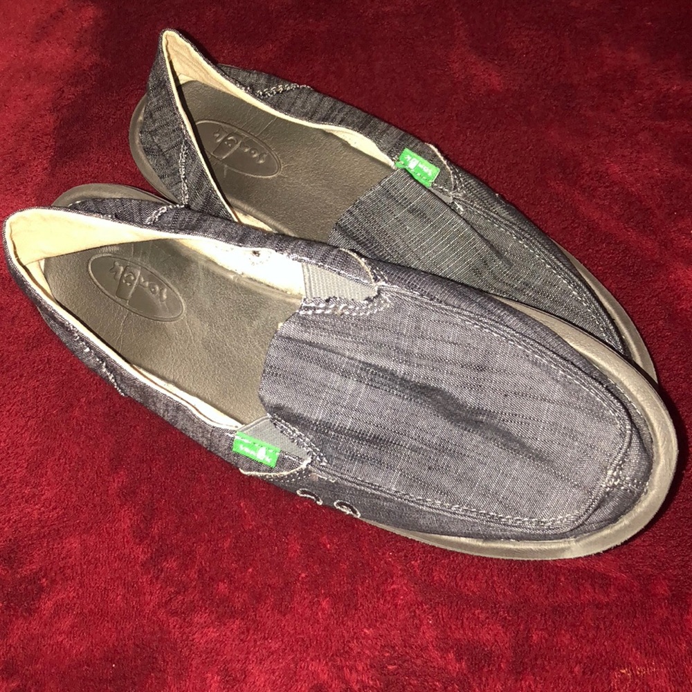 Sale! Sanuk!!